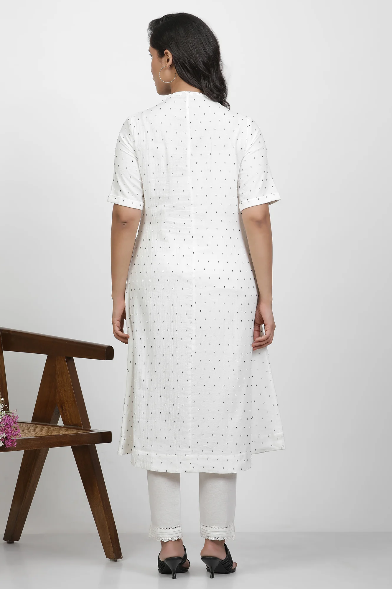 White A-Line Swiss Dot Cotton Kurta - Image 4