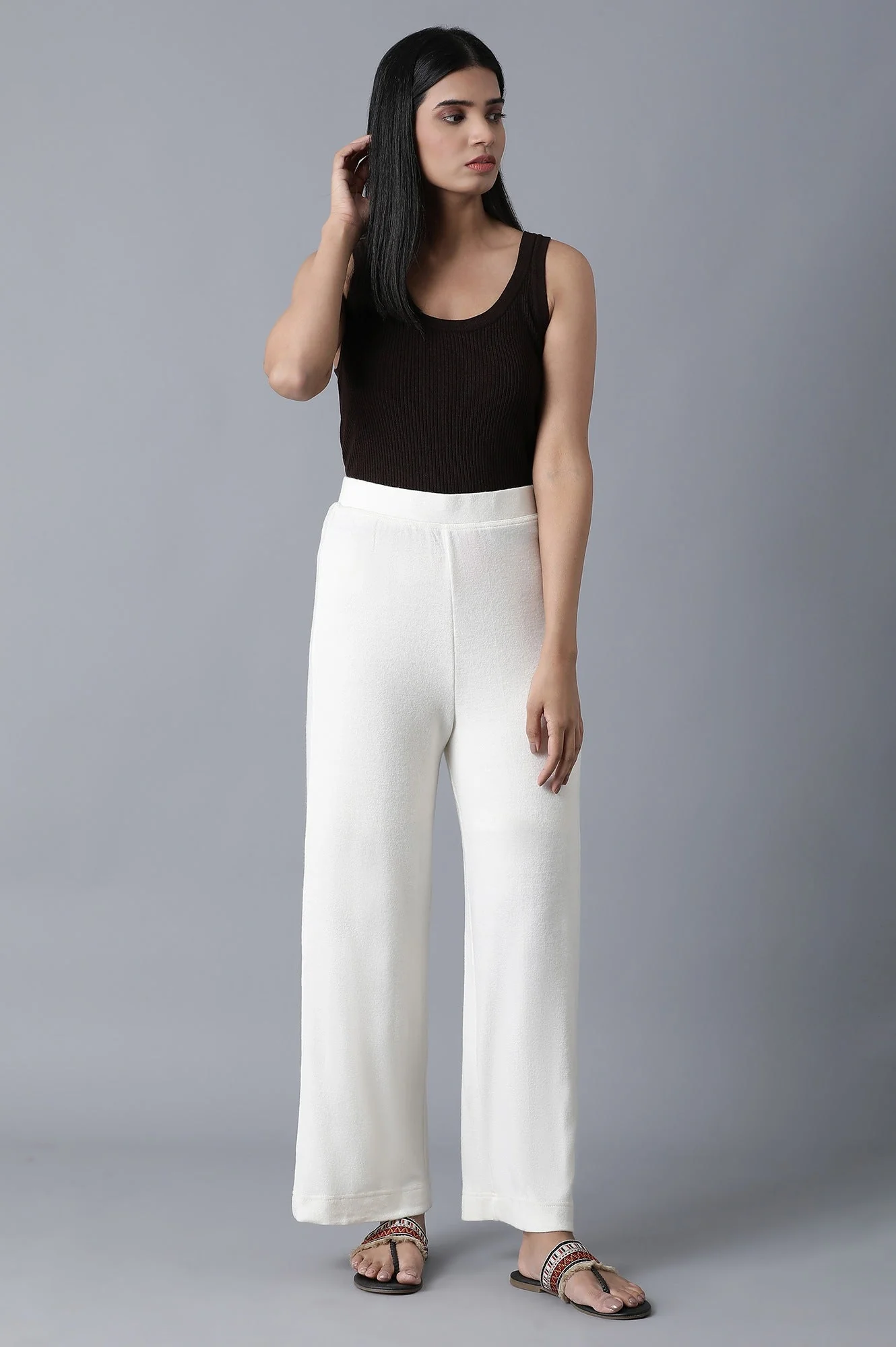 White Solid Straight Fit Palazzo With Elasticated Waistband - Image 5