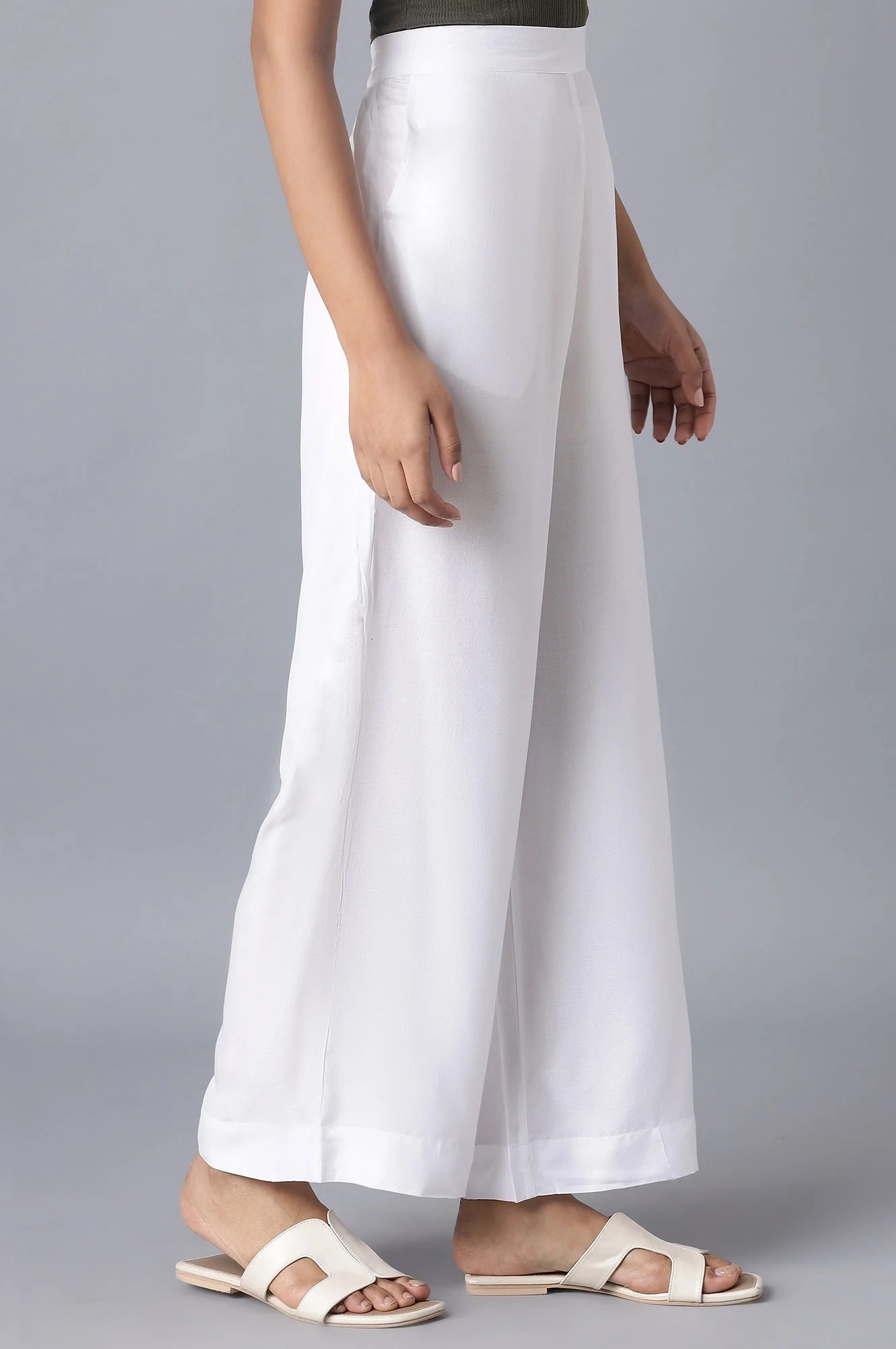White Solid Wide Leg Tencel Trousers With Elasticated Waist - Image 4