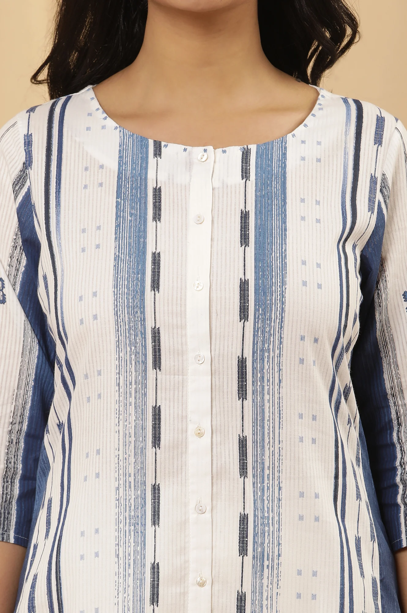 White Kantha Printed Kurta And Lace Straight Pants - Image 6