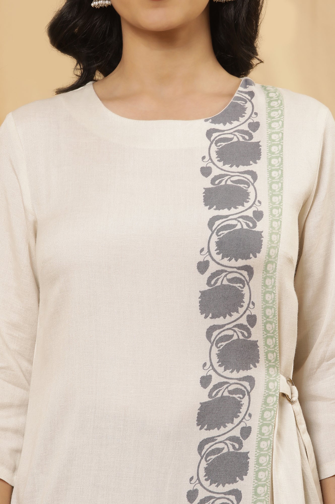 White Printed A-Line Kurta And Slim Pants Set - Image 6