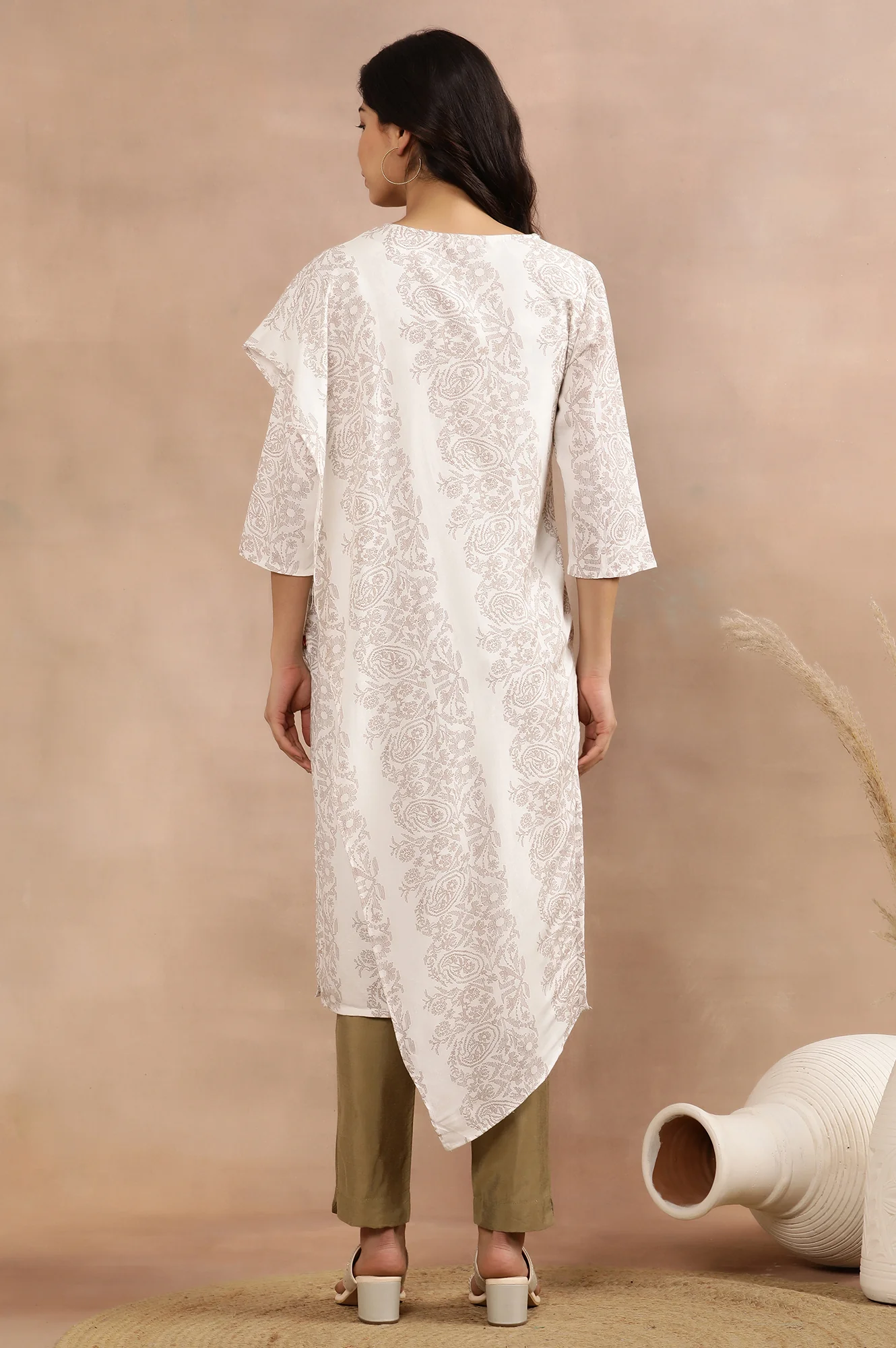 White Printed Saree Draped Kurta And Pants Set - Image 4