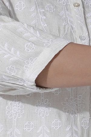 White Schiffli Top with Curved Hemline - Image 7