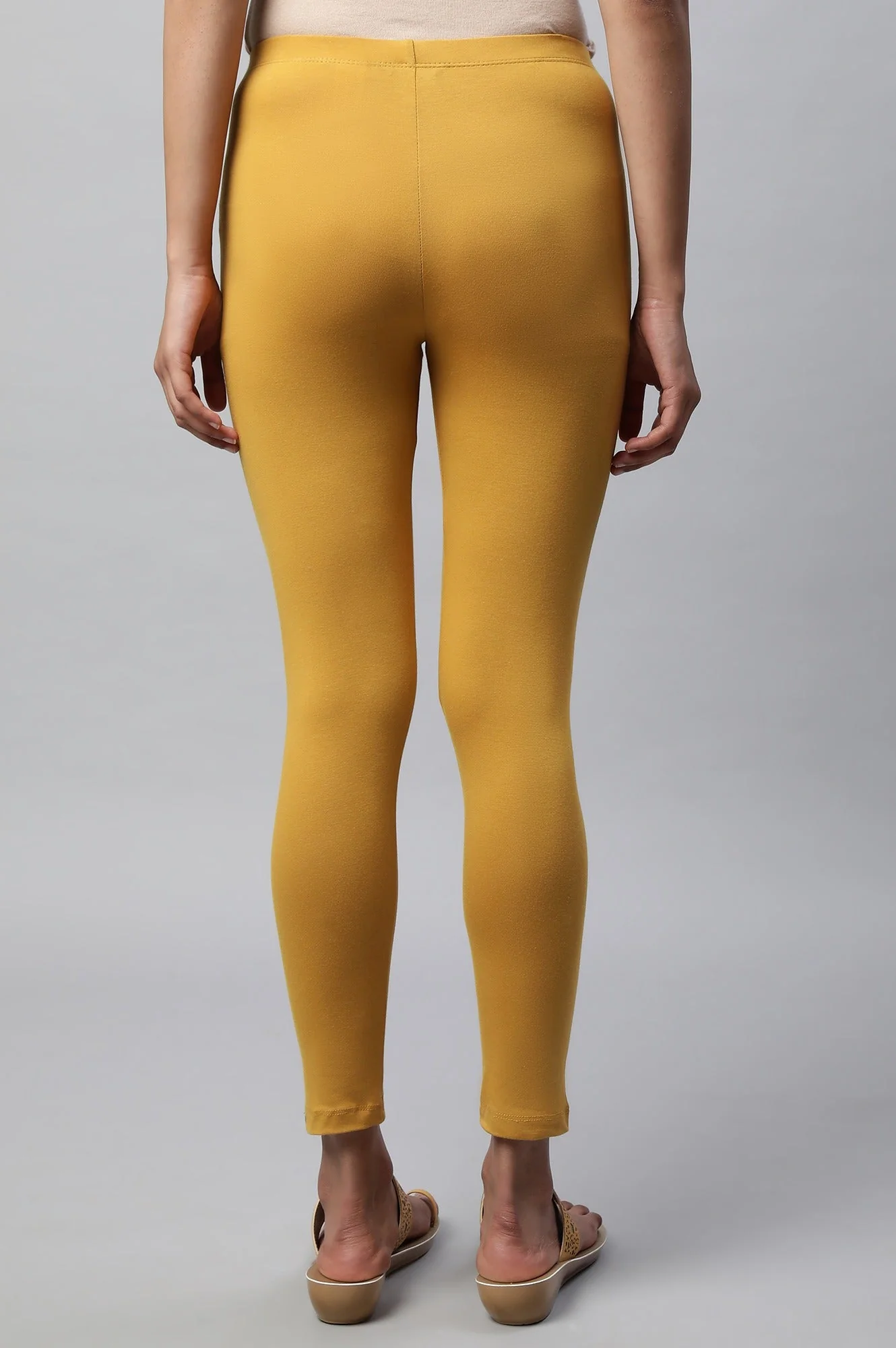 Yellow Solid Skinny Fit Cotton Tights With Slip On Closure - Image 2