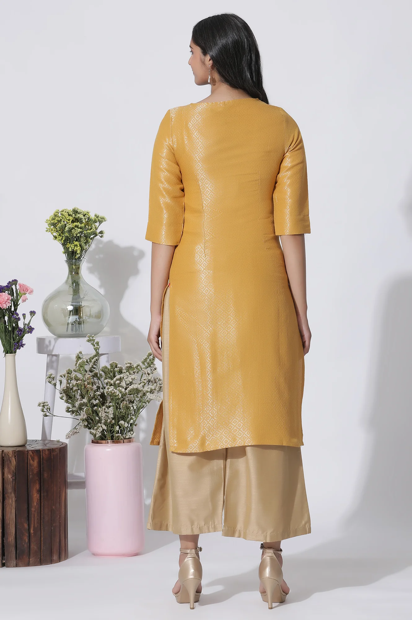 Yellow Cotton Zari Embellished Kurta And Parallel Pants Set - Image 4