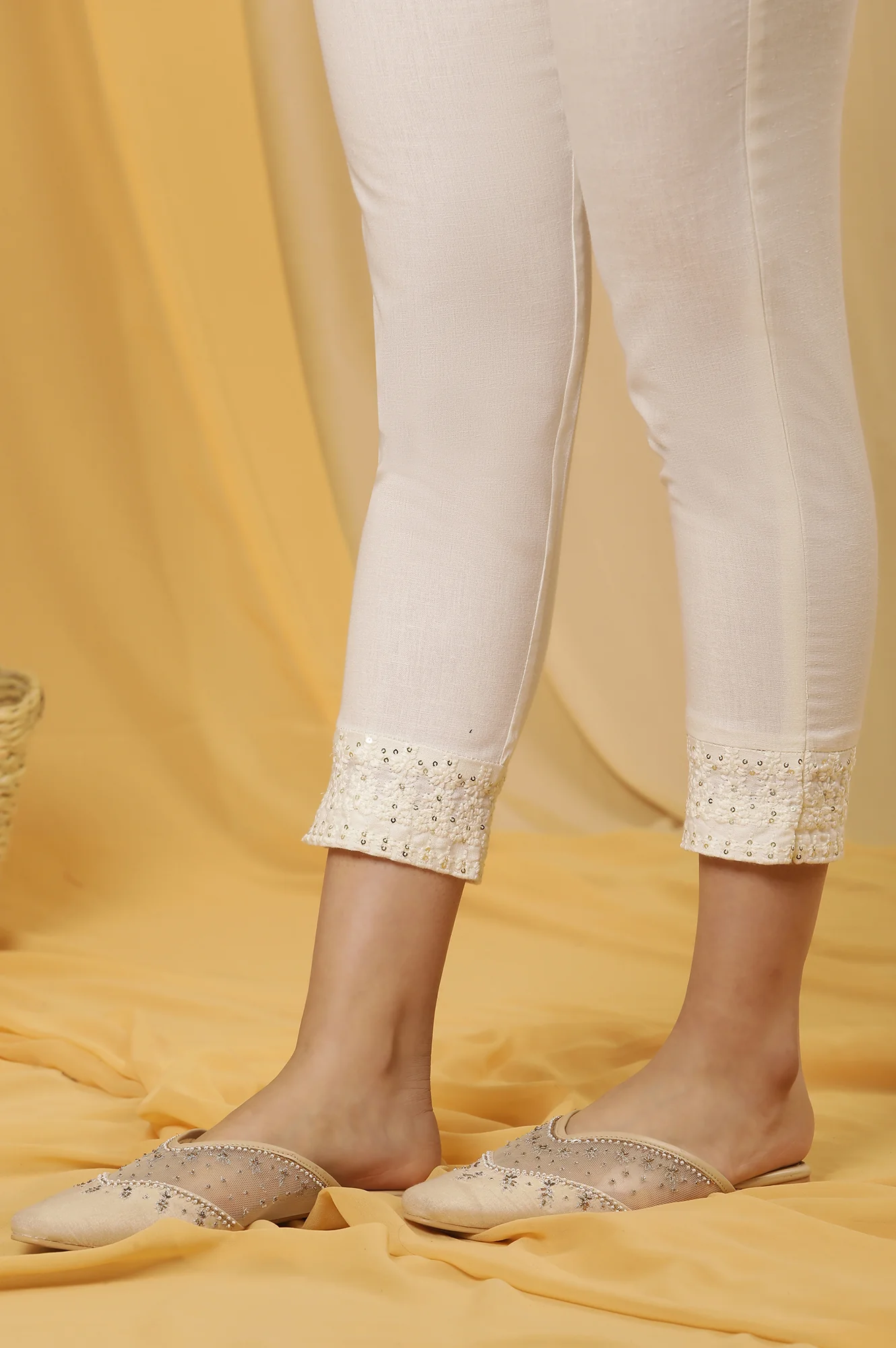 Yellow Glitter Printed Kurta, Pants And Dupatta Set - Image 9