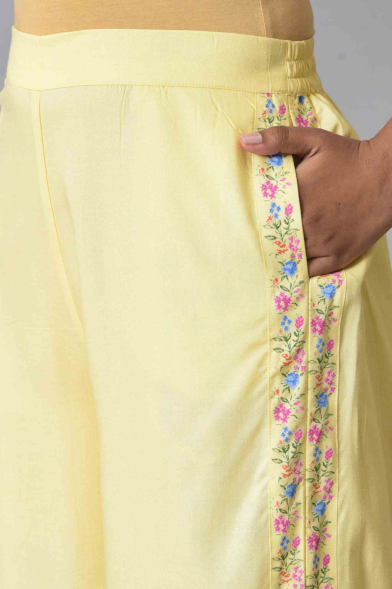 Yellow Printed Parallel Pants - Image 7
