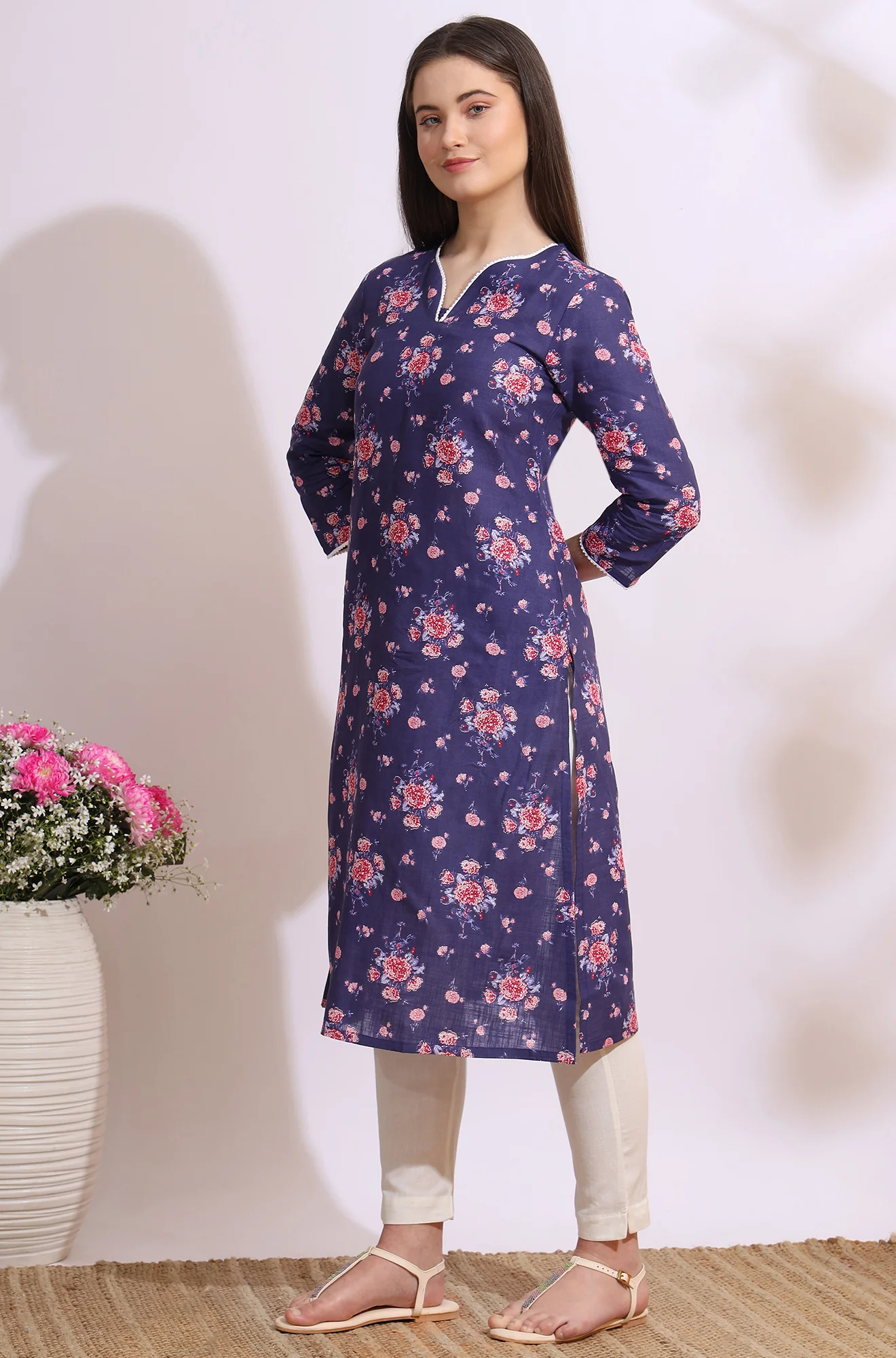 Purple Bold Floral Printed Cotton Cambric Straight Kurta - Image 5