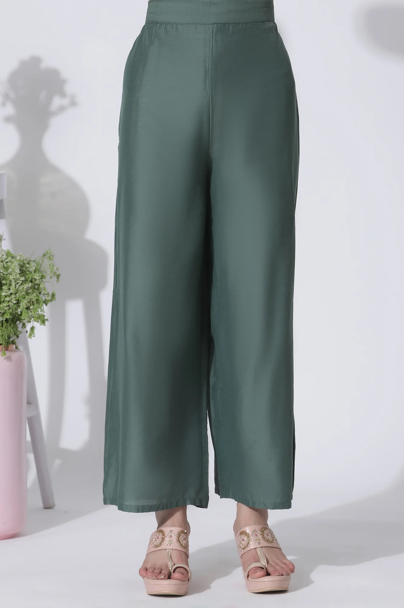 Purple Embroidered Kurta And Pants Set - Image 8