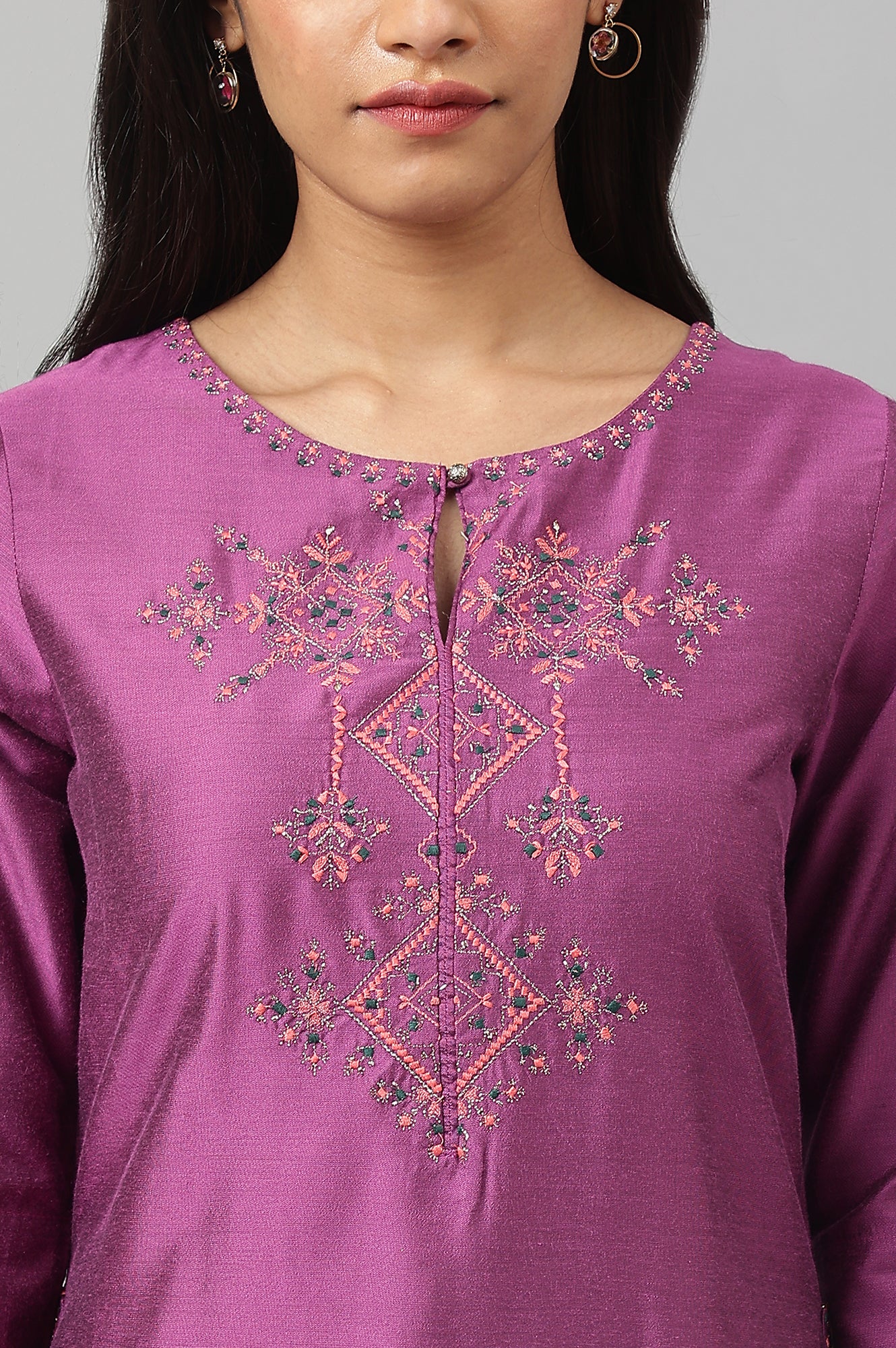 Purple Embroidered Straight kurta - Image 7