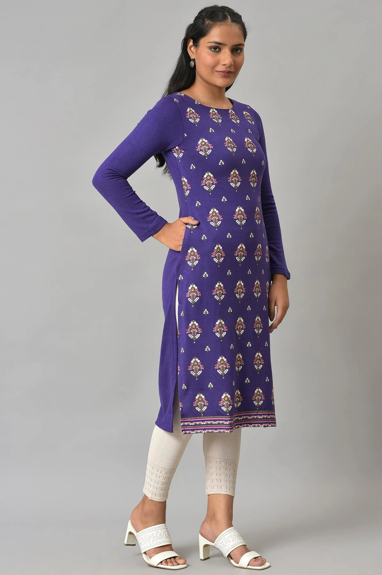 Purple Floral Printed Knitted Winter kurta - Image 4
