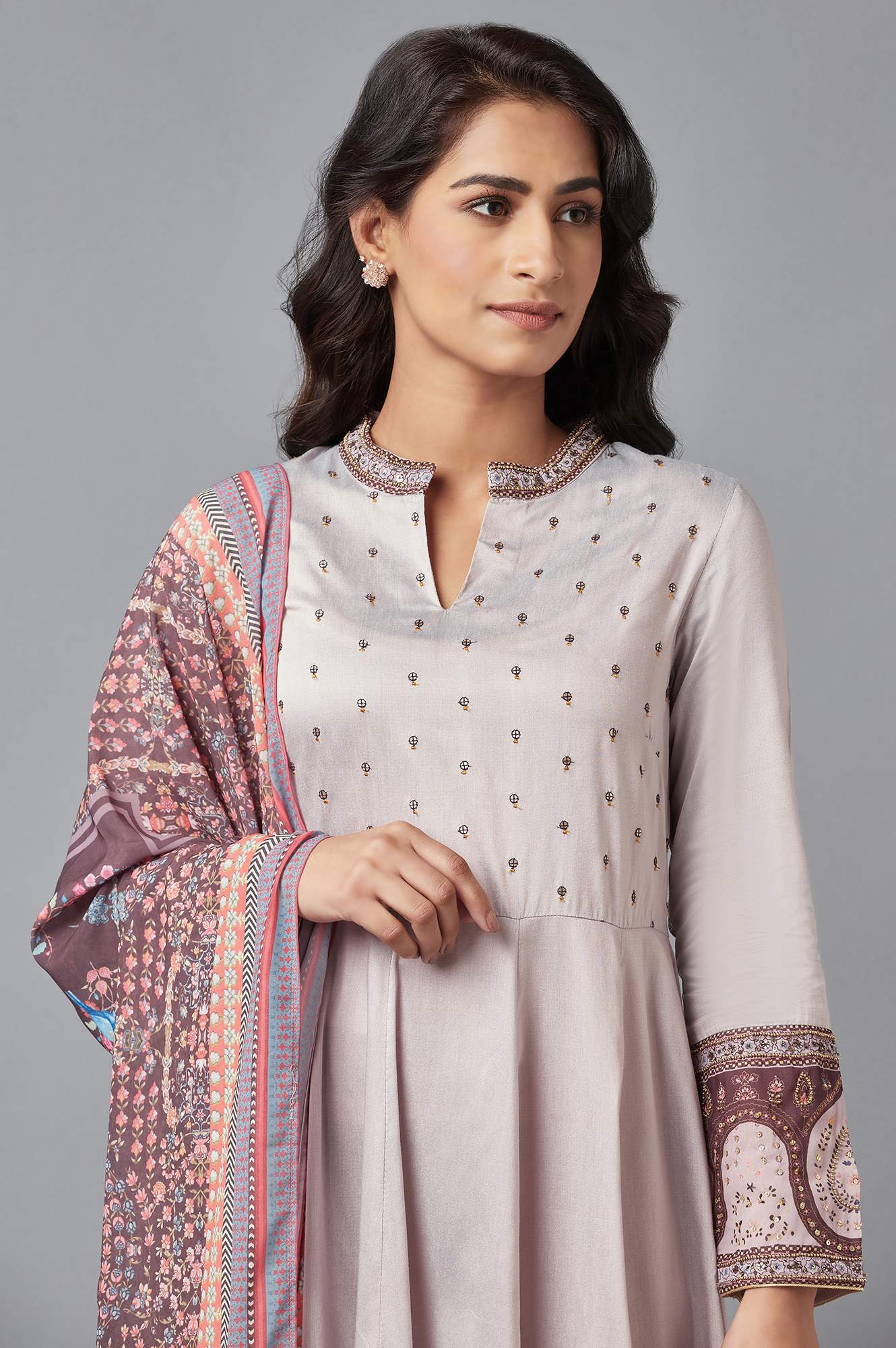 Purple Mughal Gown with Brown Printed Dupatta - Image 5