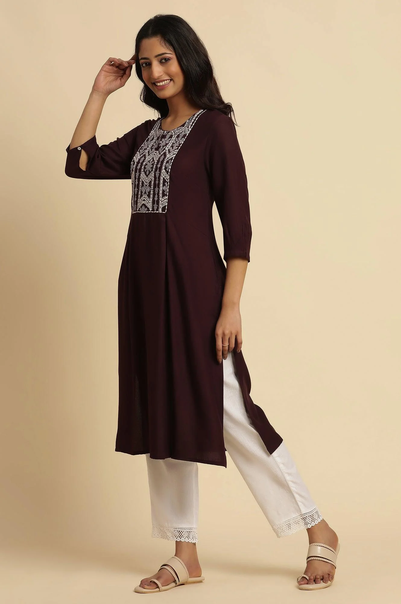 Purple Thread Embroidered Kurta - Image 3