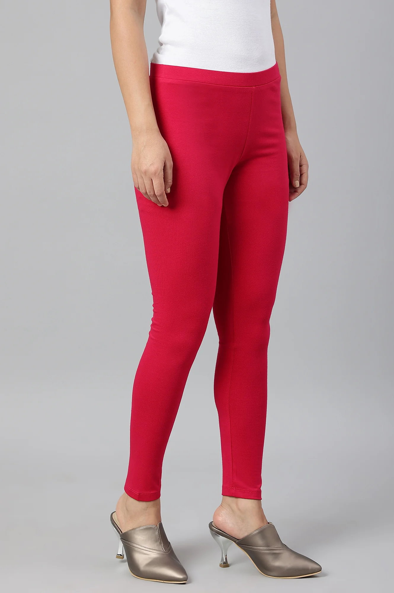 Raspberry Pink Solid Knitted Women Tights - Image 3