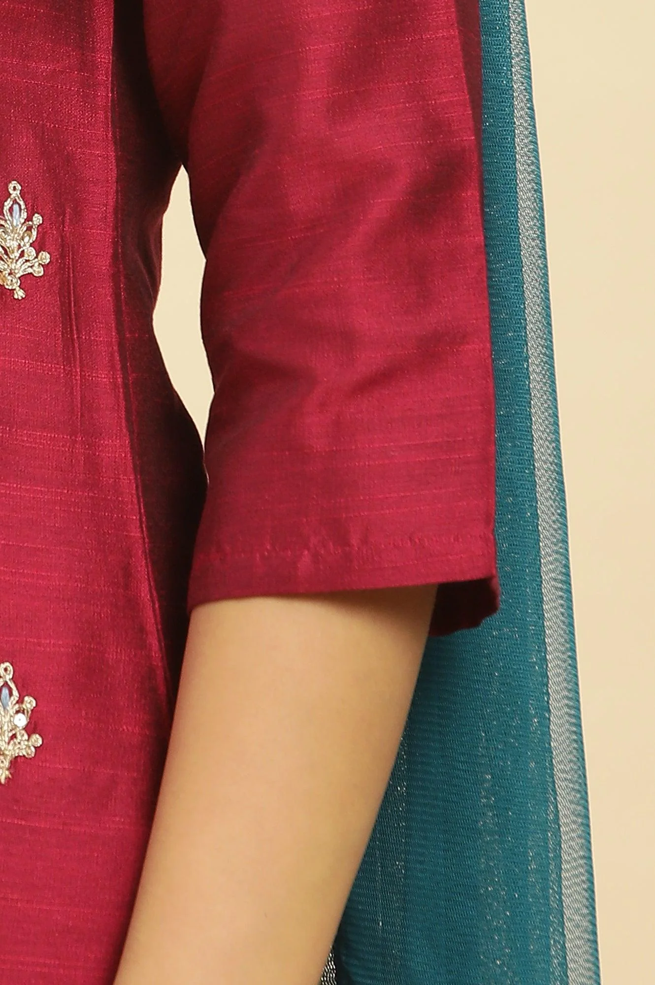 Red Dori Embroidered Festive Kurta, Pants And Dupatta Set - Image 7