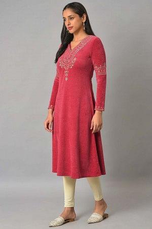 Red Embroidered With Beads Winter Festive kurta - Image 3