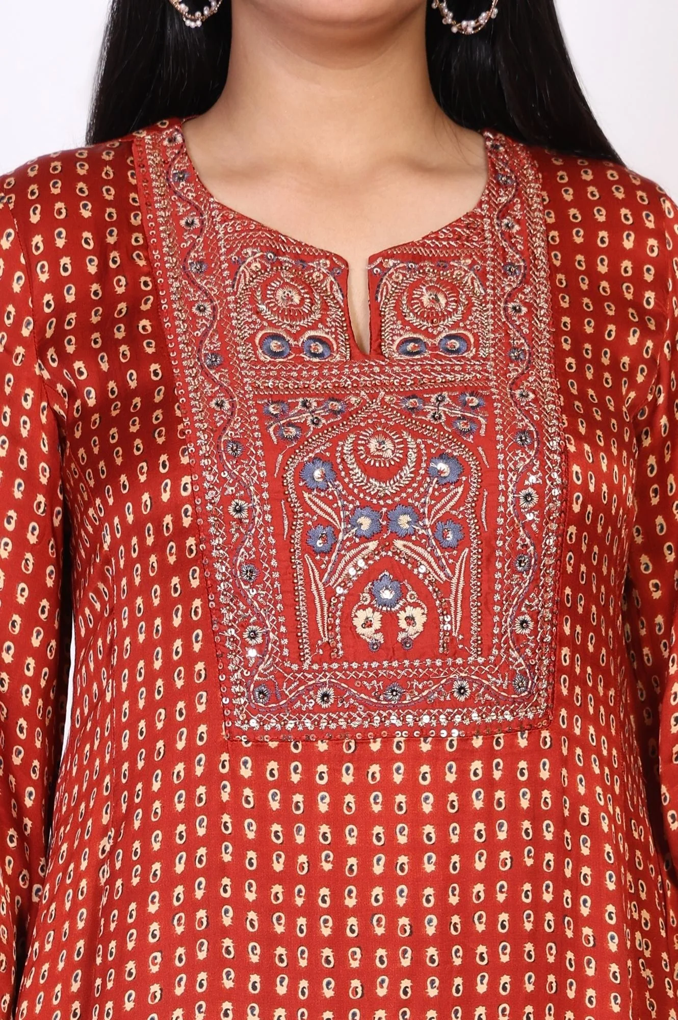 Red Floral Embroidered Straight Modal Satin Kurta - Image 3