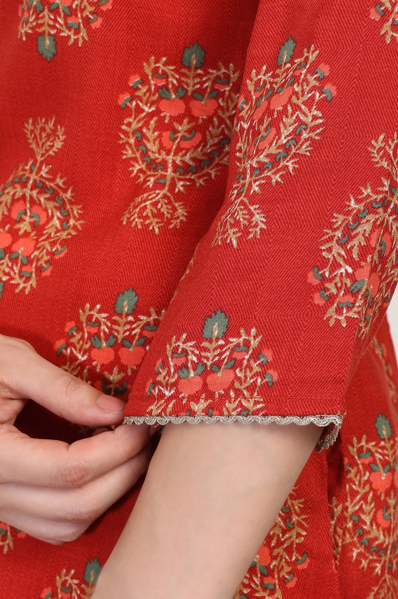 Red Floral Ethnic Printed Lace Trim Straight Rayon Kurta - Image 7