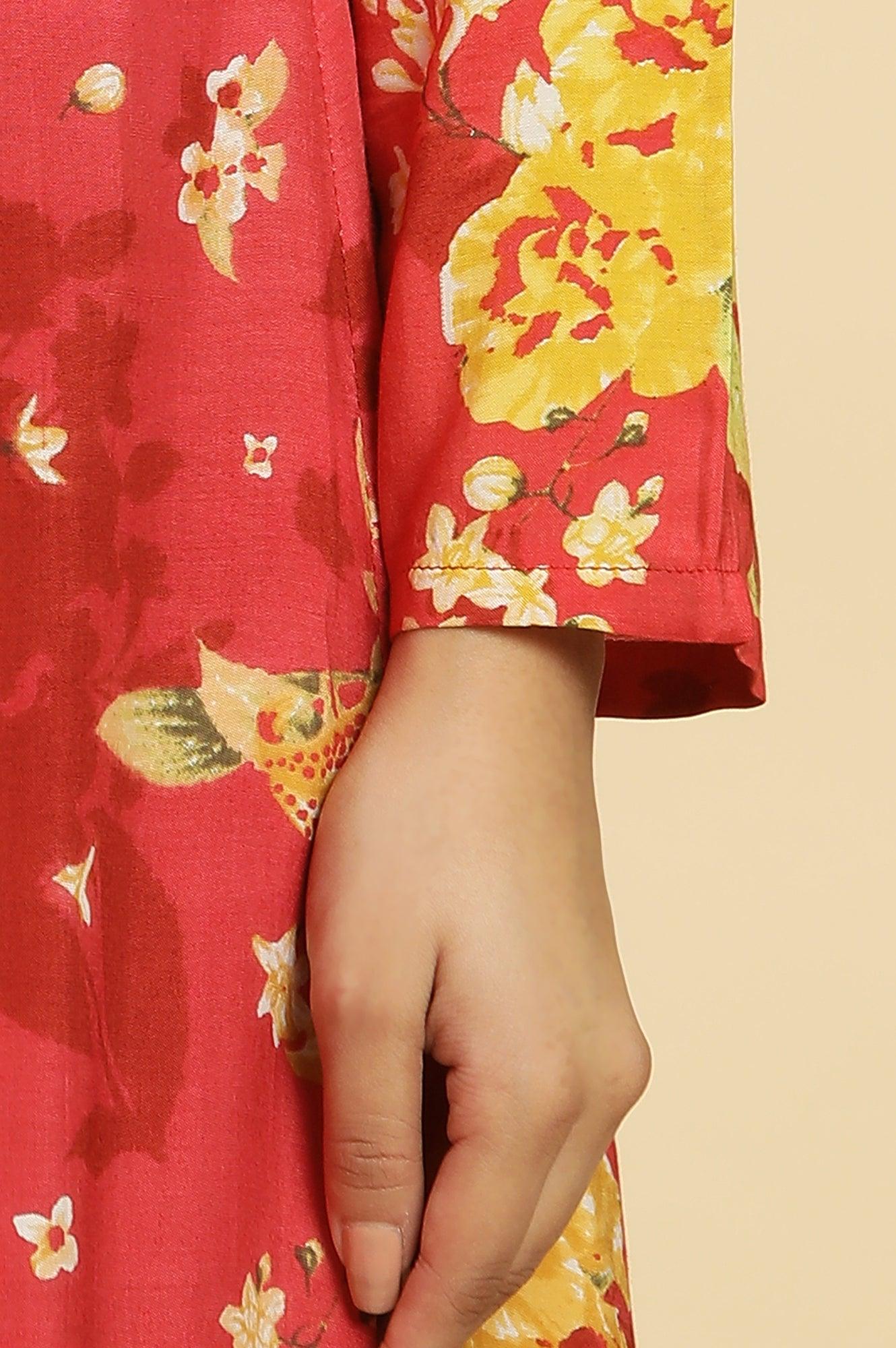 Red Floral Printed Flared Kurta - Image 8