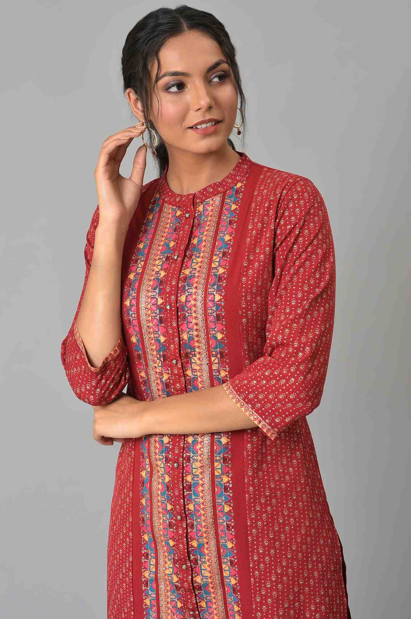 Red Geometric Printed American Crepe Straight Kurta with Slim Pant Set - Image 2