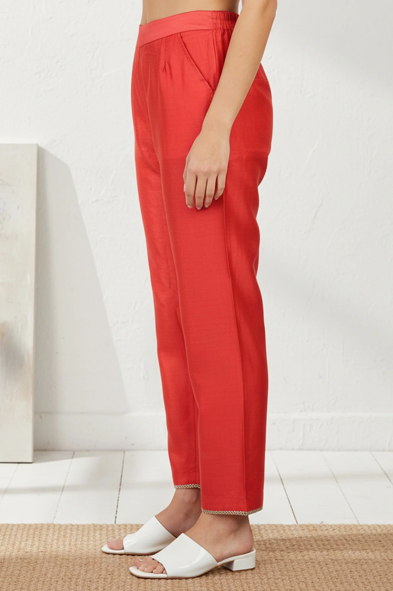 Red Solid Straight Fit Ankle Length Straight Pants - Image 3