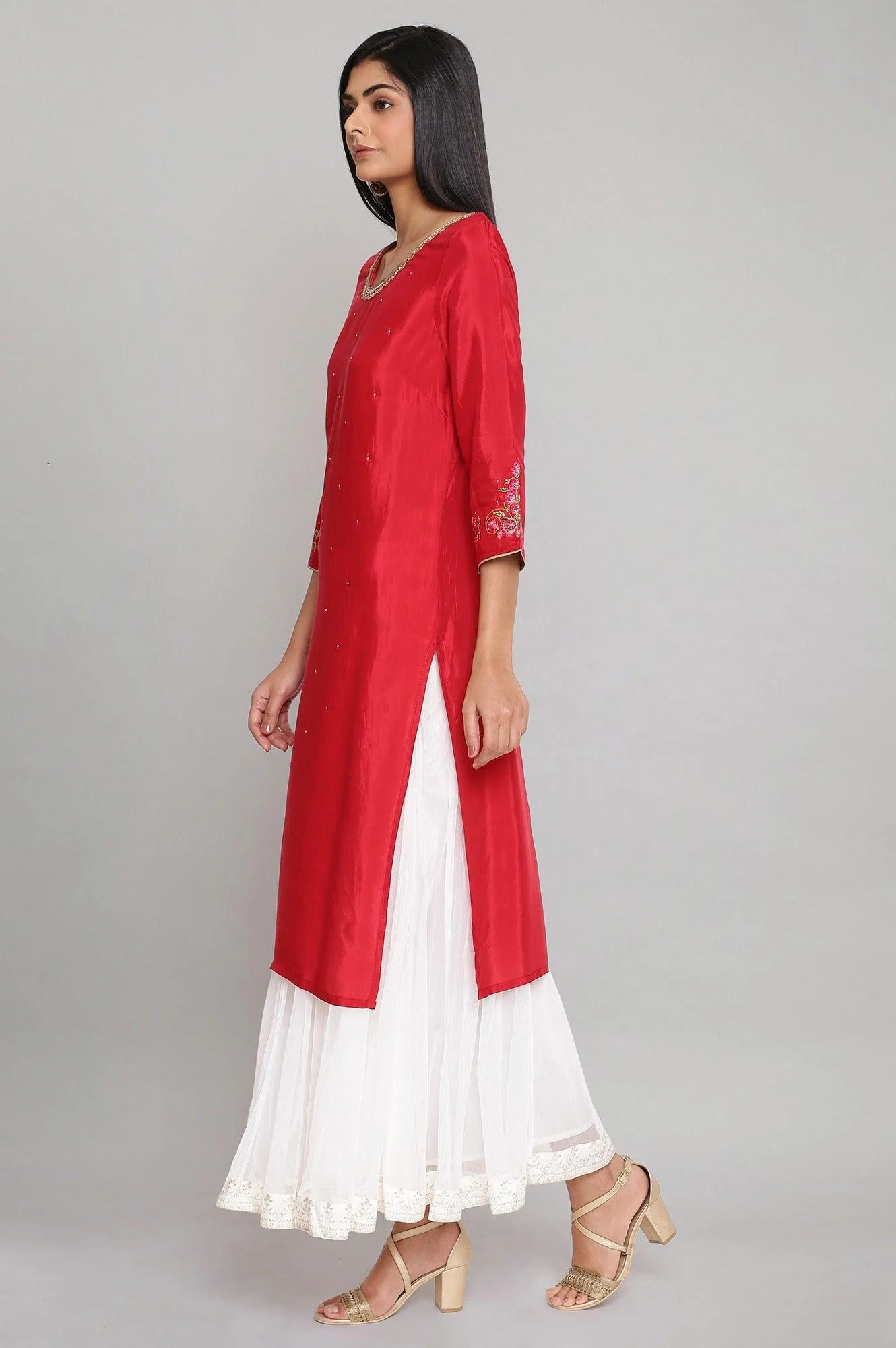 Red Solid Straight kurta - Image 3