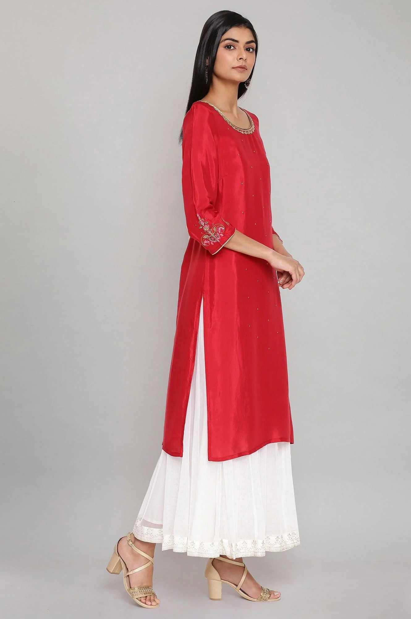 Red Solid Straight kurta - Image 4