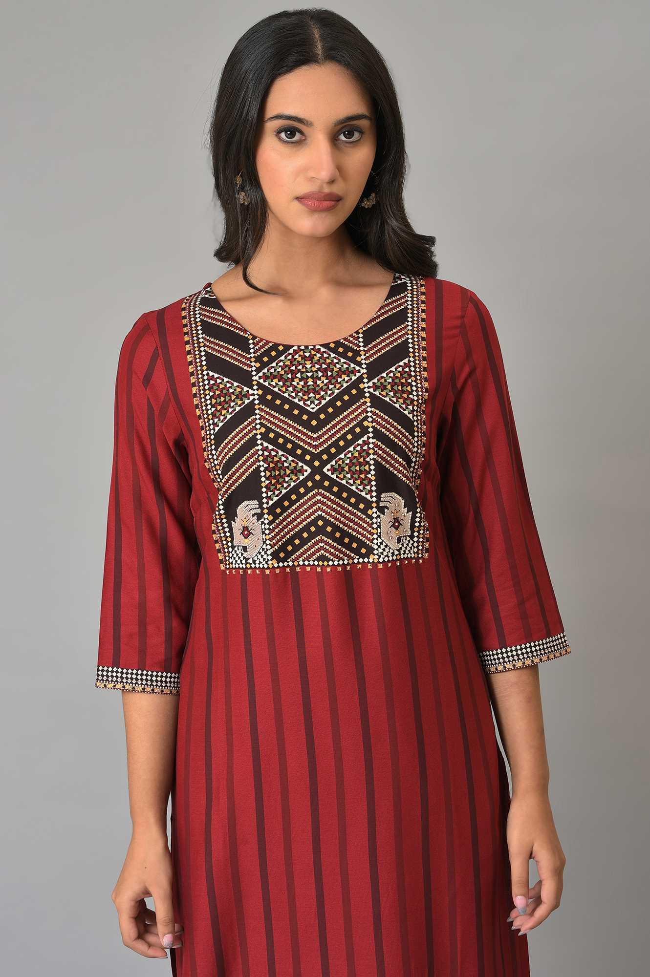 Red Stripe kurta With Embellished Yoke - Image 5
