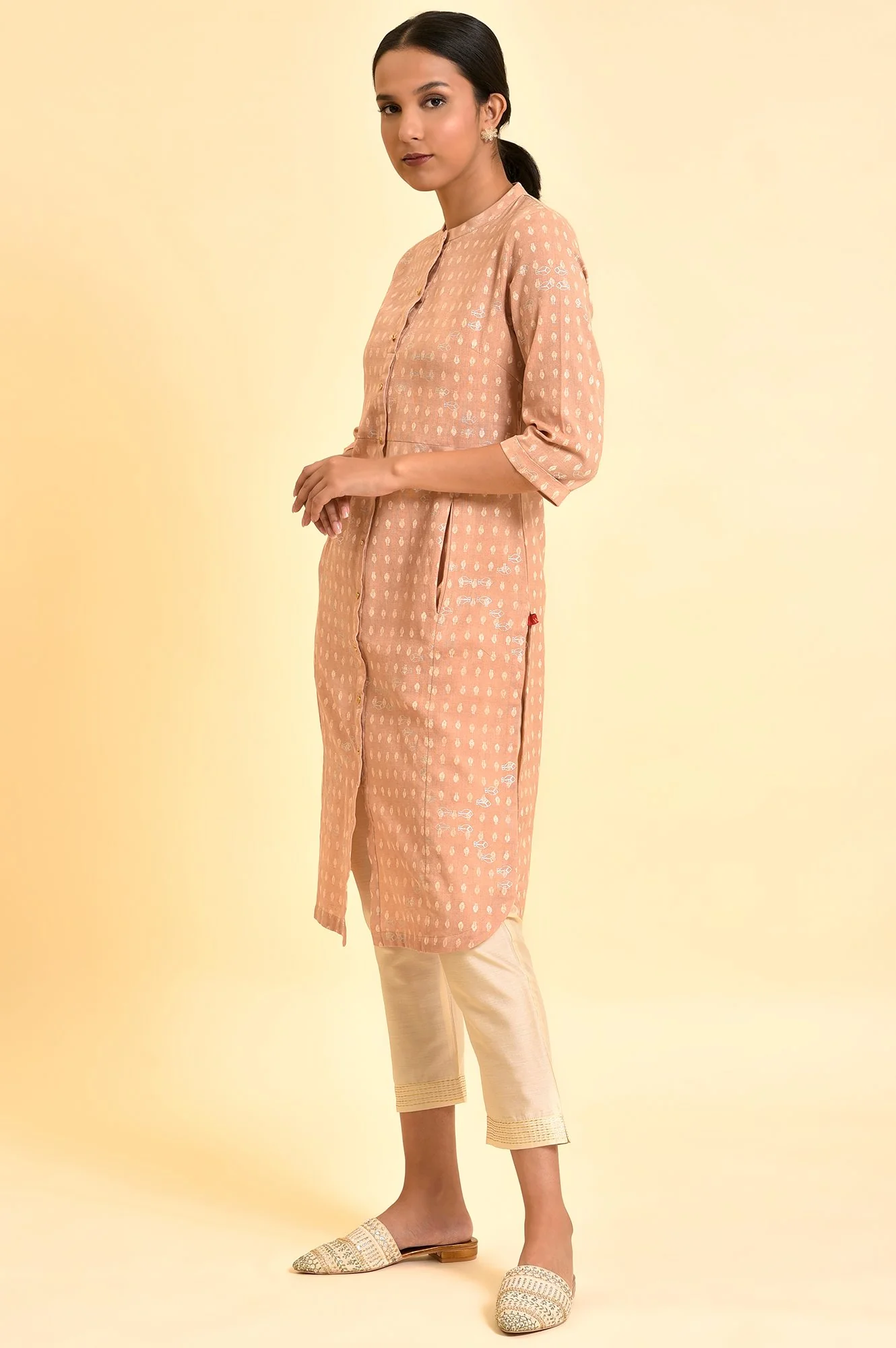Rosedust Pink Printed Mandarin Collar Cotton Flax Kurta And Slim Pants Set - Image 4
