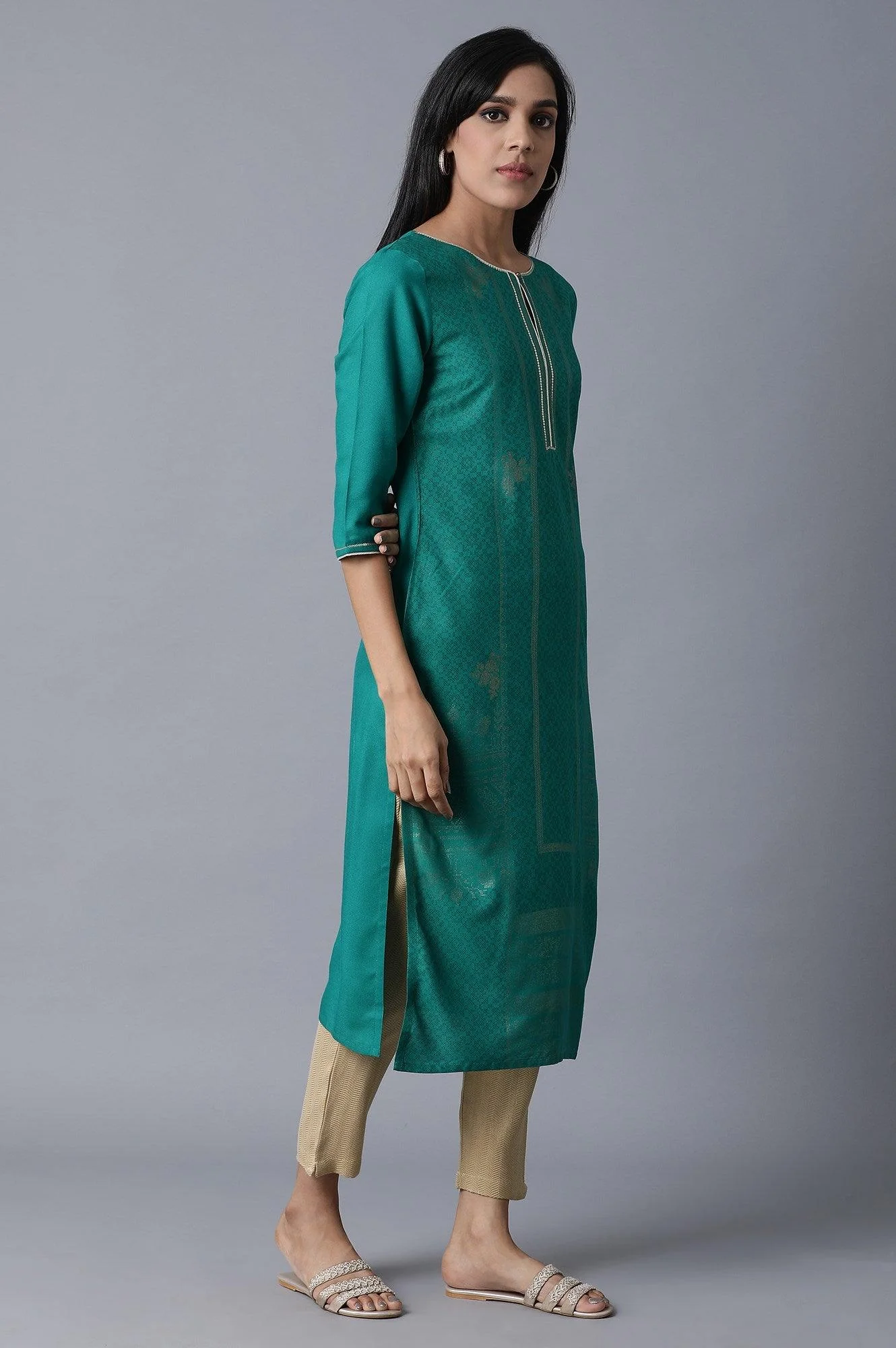Sap Green Foil Print kurta In Keyhole Neck - Image 4