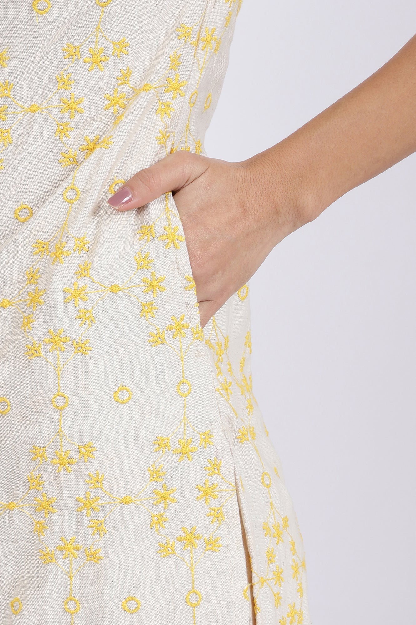 Beige Schiffli Embroidered Straight Rayon Flax Kurta - Image 9