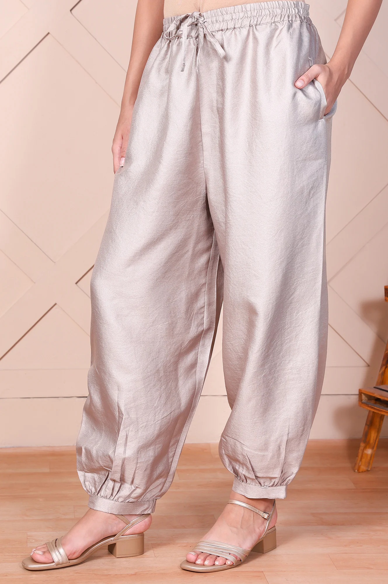 Silver Solid Relaxed-Leg Pants - Image 2