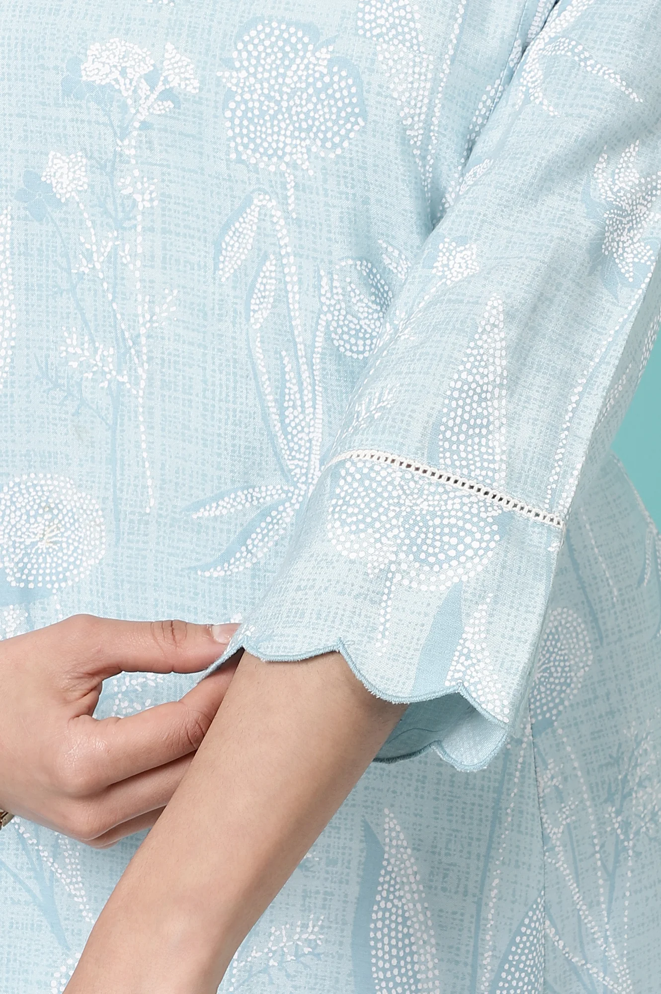 Sky Blue Floral Printed A-line Kurta and Pants Co-ord Set - Image 8