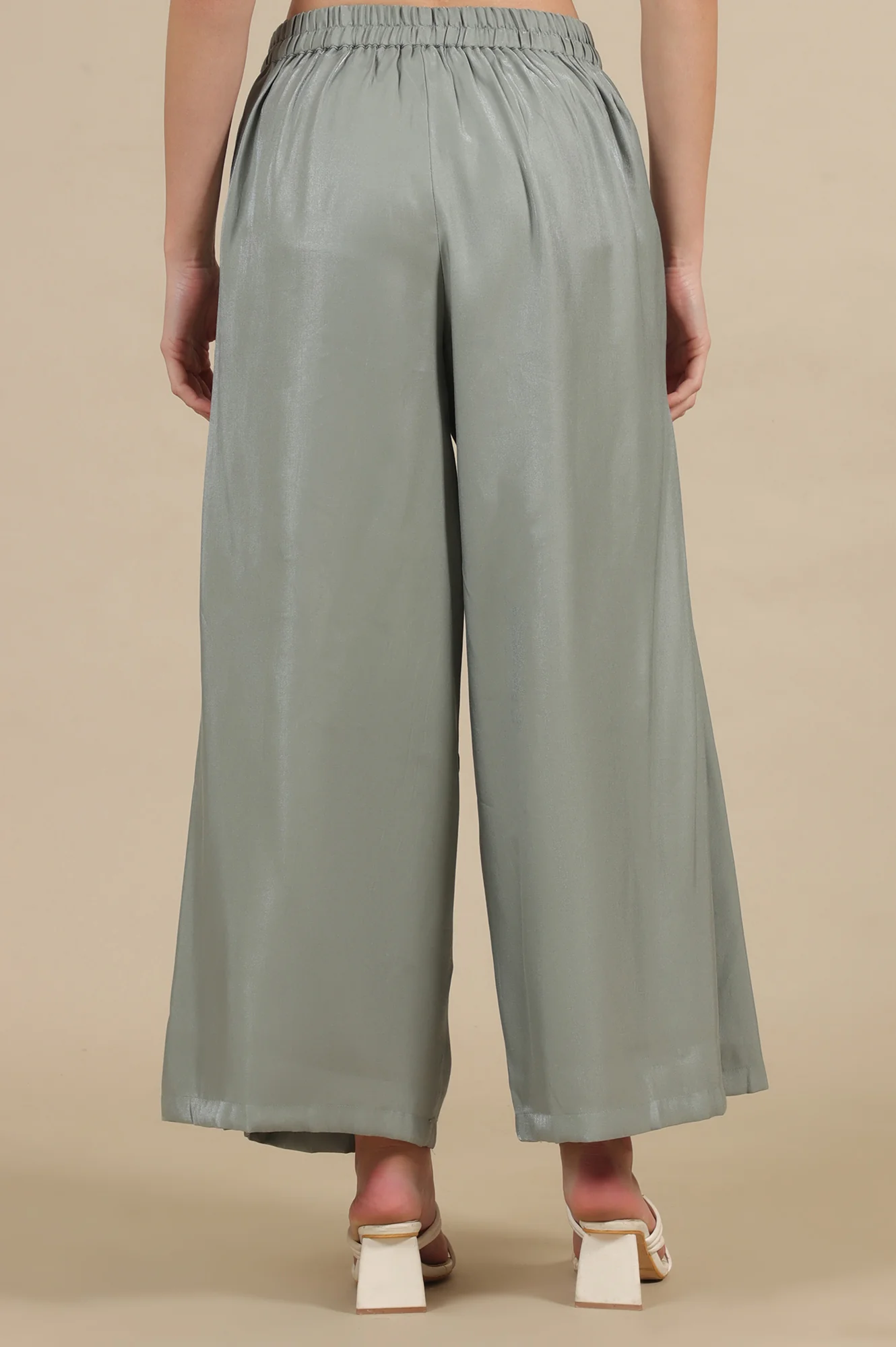 Grey Solid Flared Rayon Palazzo With Pleated Detail - Image 3