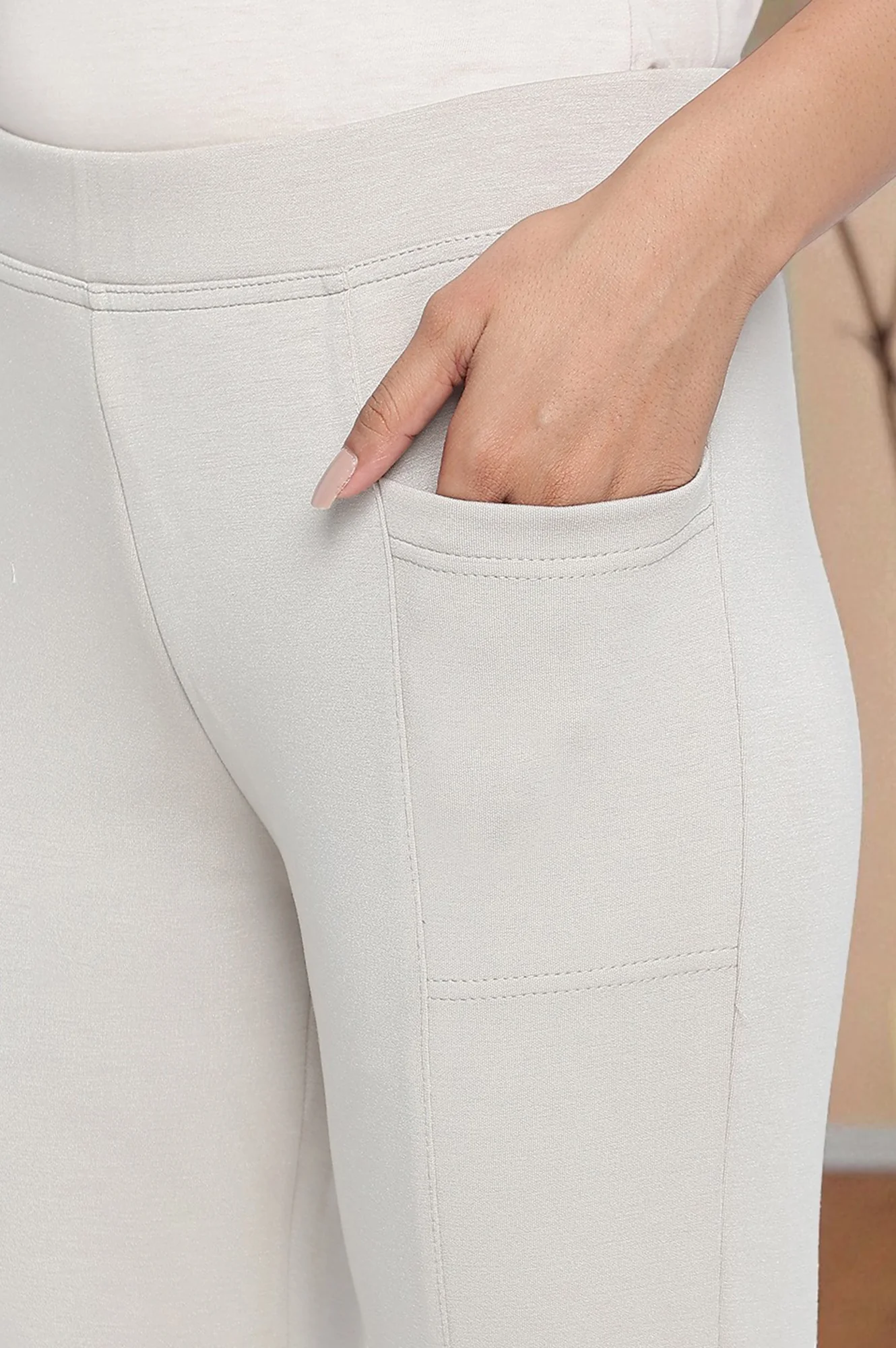 Tan Solid Mid Rise Tights in Calf Length - Image 7
