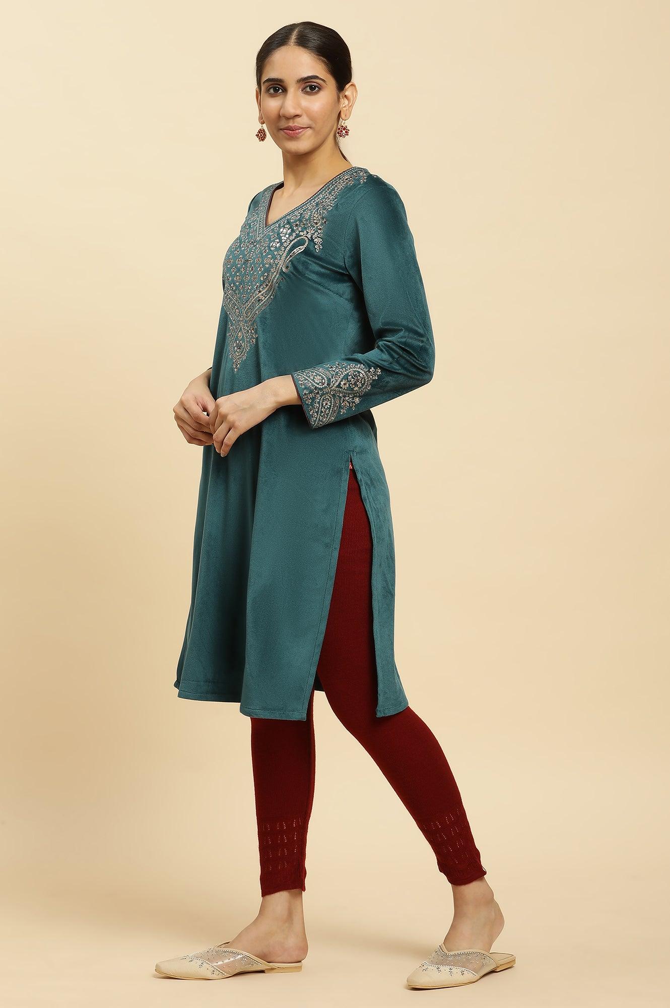Teal Green Embroidered Velvet Winter Kurta - Image 3
