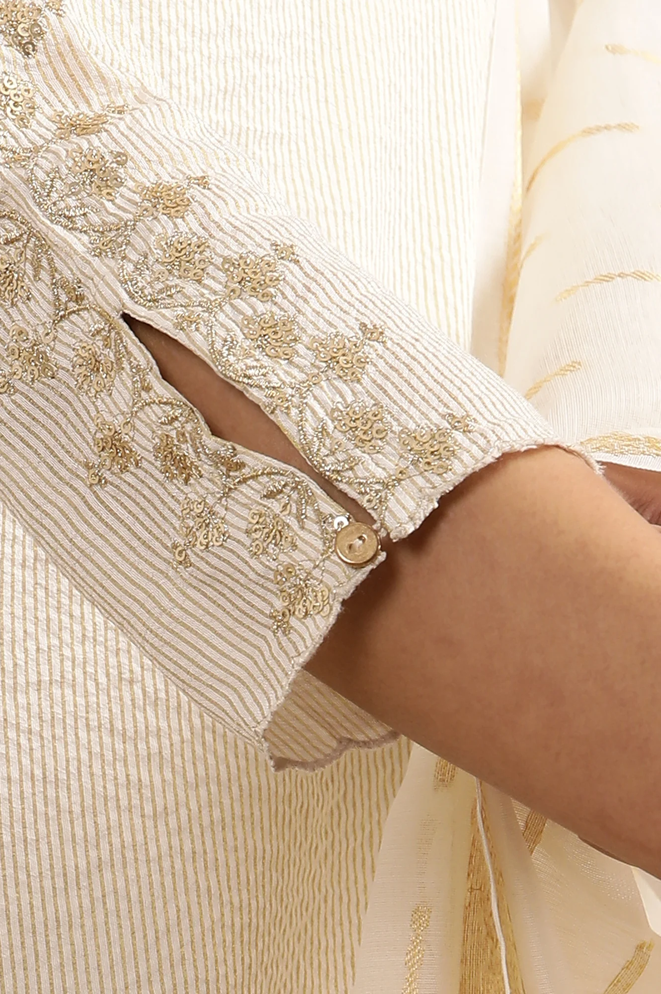 White A-Line Chanderi Kurta, Pants And Dupatta Set - Image 7