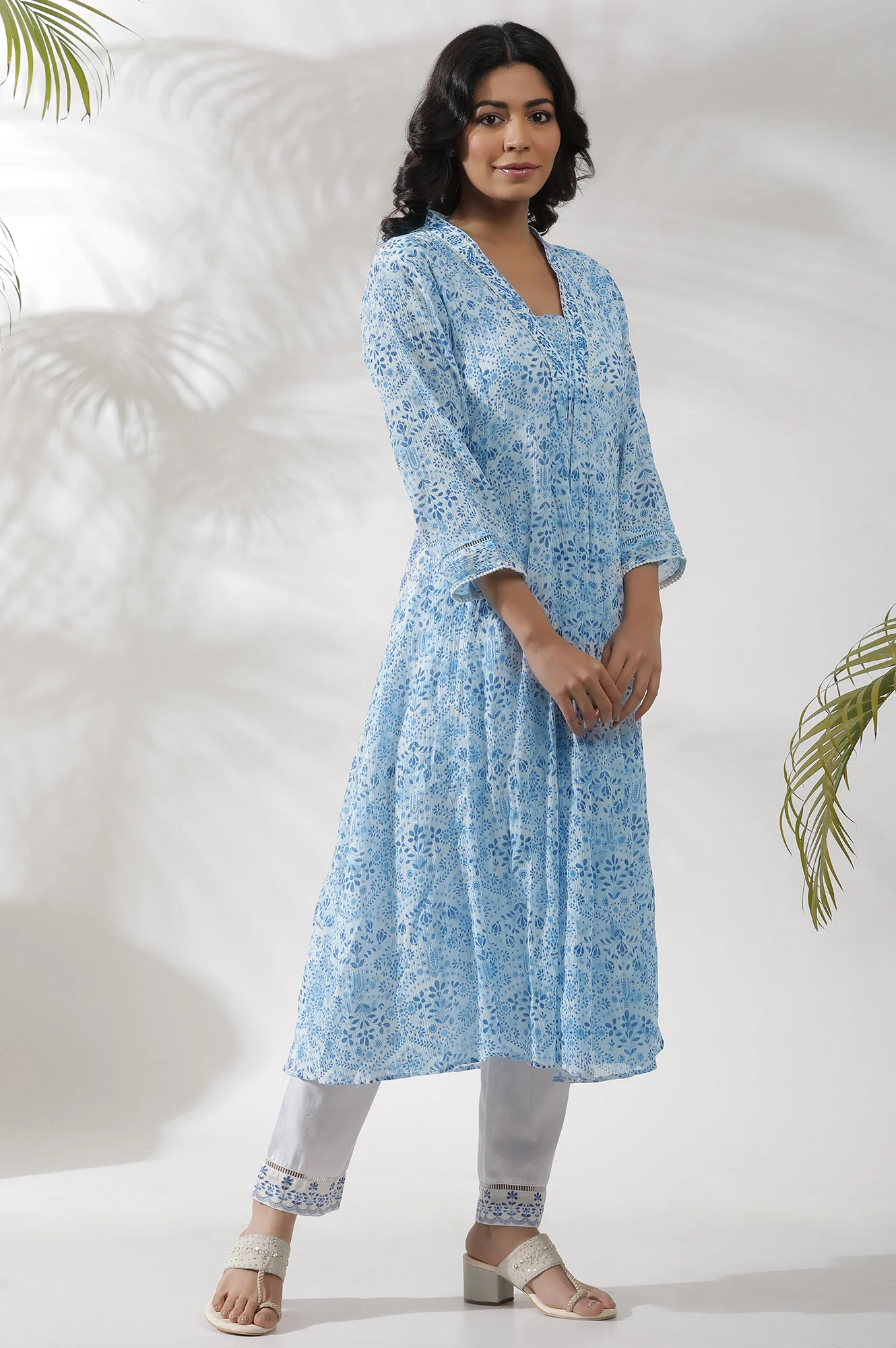 White and Blue Printed Kurta and Pants Set - Image 5