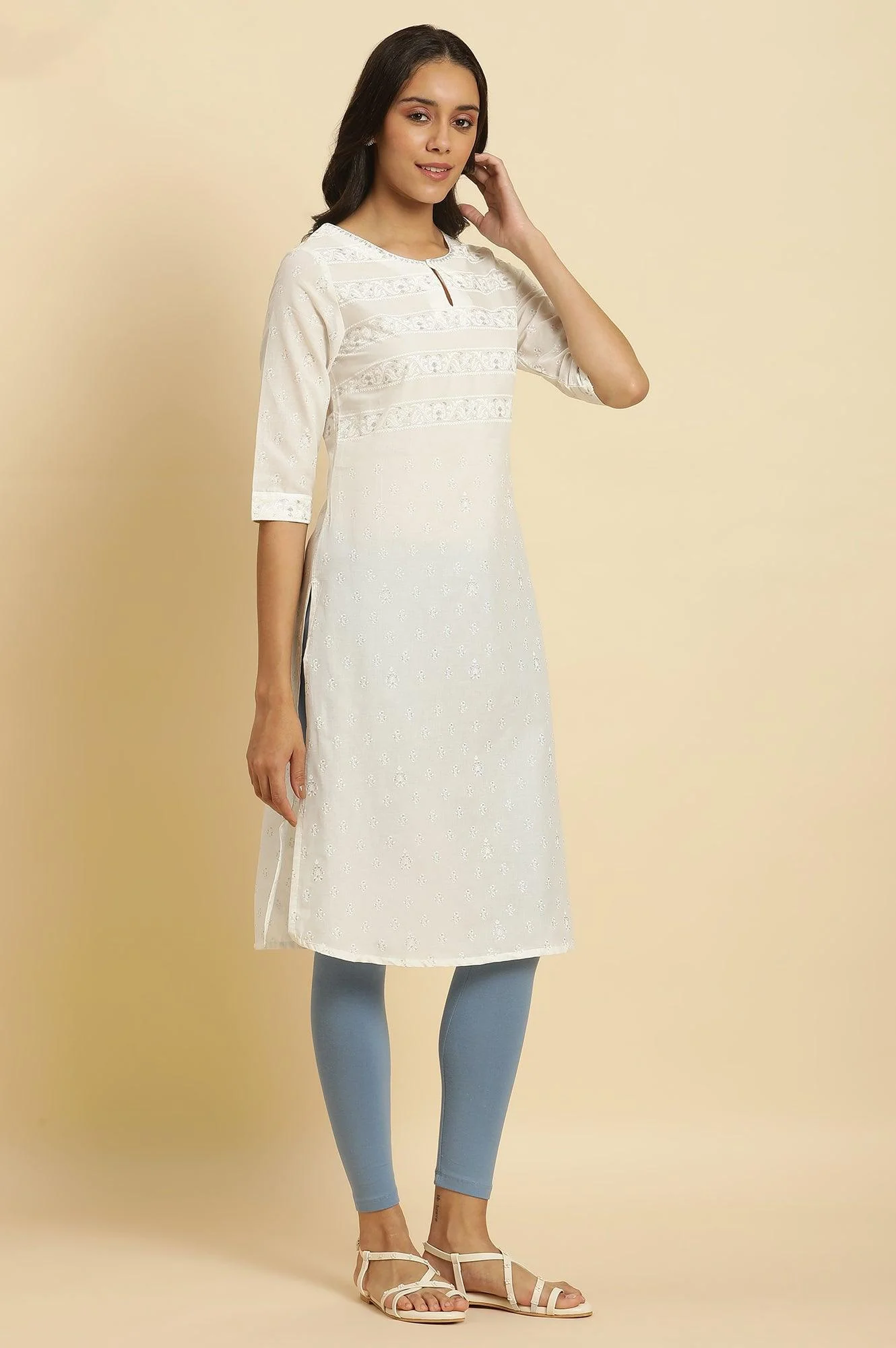 White Cambric Printed Kurtaa - Image 5