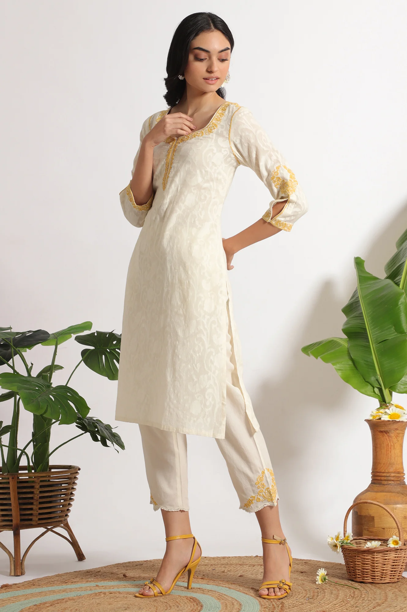 White Embroidered Jacquard Straight Kurta, Pants and Dupatta Set - Image 4