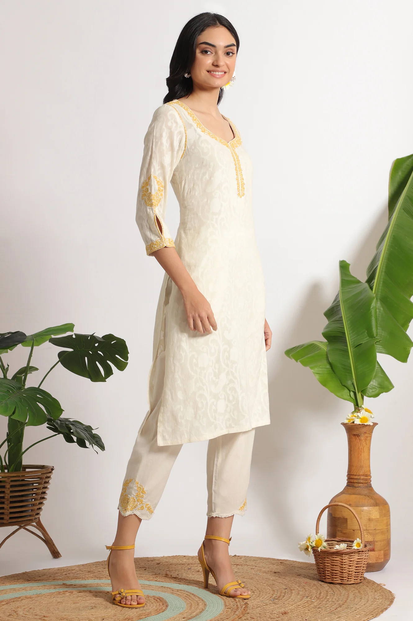 White Embroidered Jacquard Straight Kurta, Pants and Dupatta Set - Image 6