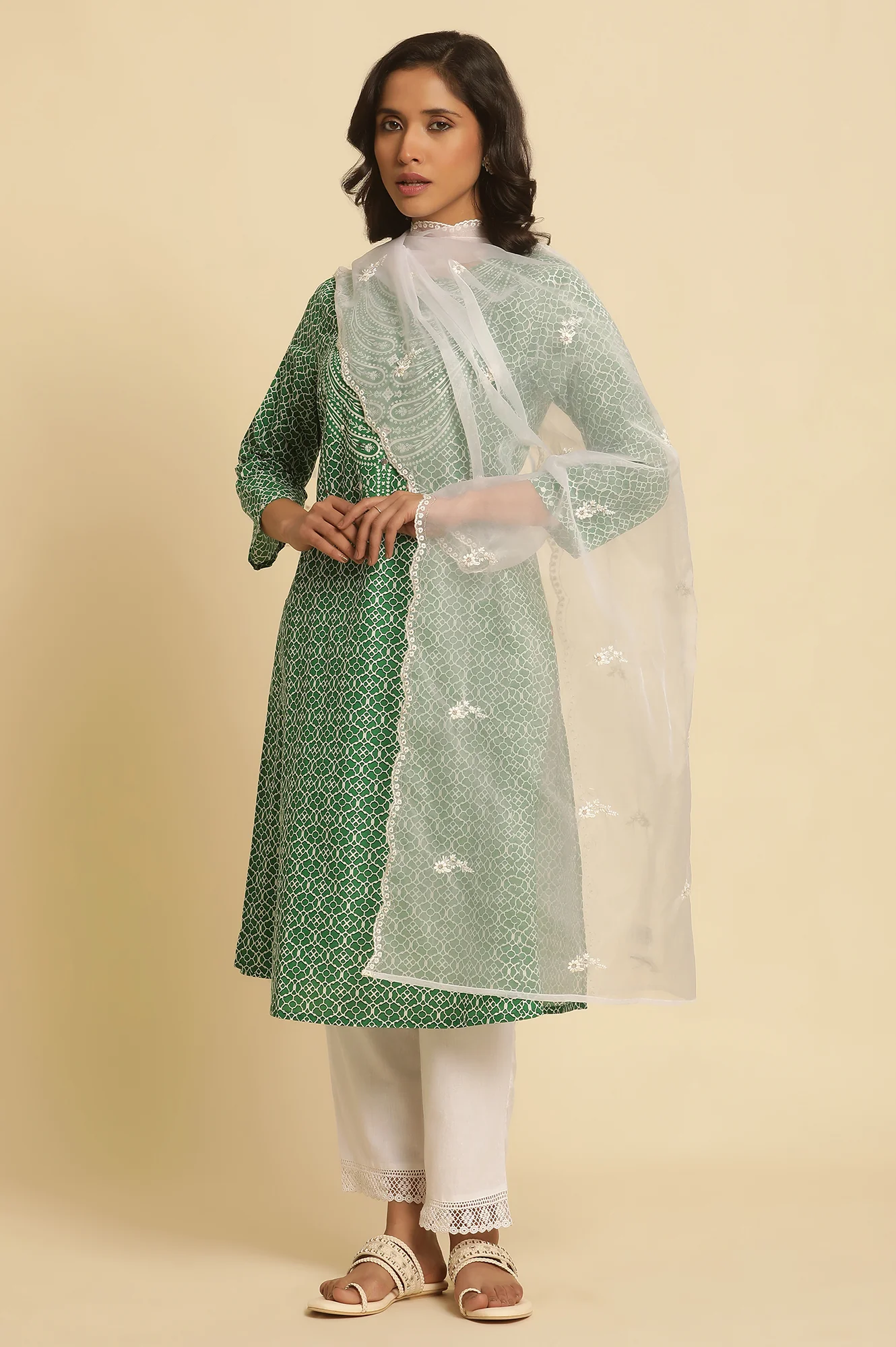 White Embroidered Metallic Organza Dupatta - Image 3