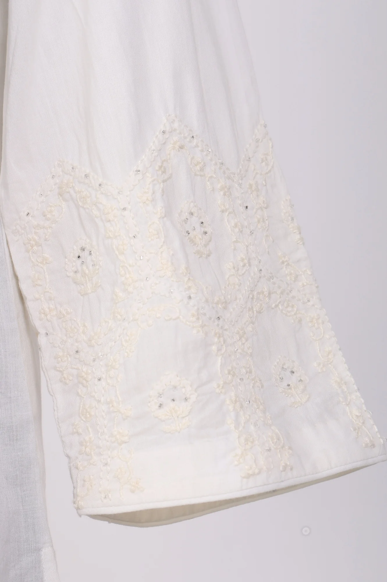 White Embroidered Pure Cotton Straight Top - Image 7