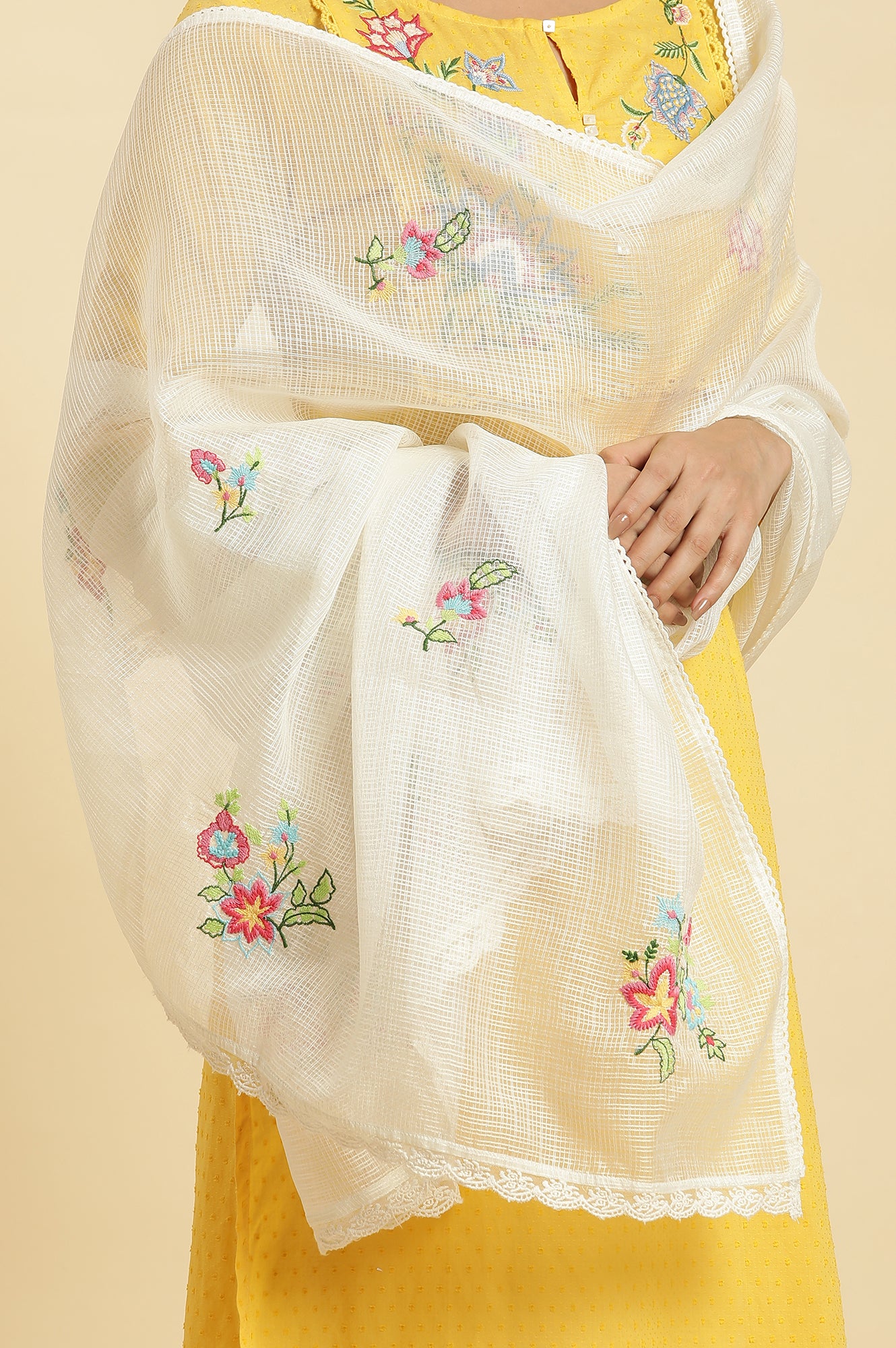 White Floral Embroidered Lace Trim Kota Dupatta - Image 5
