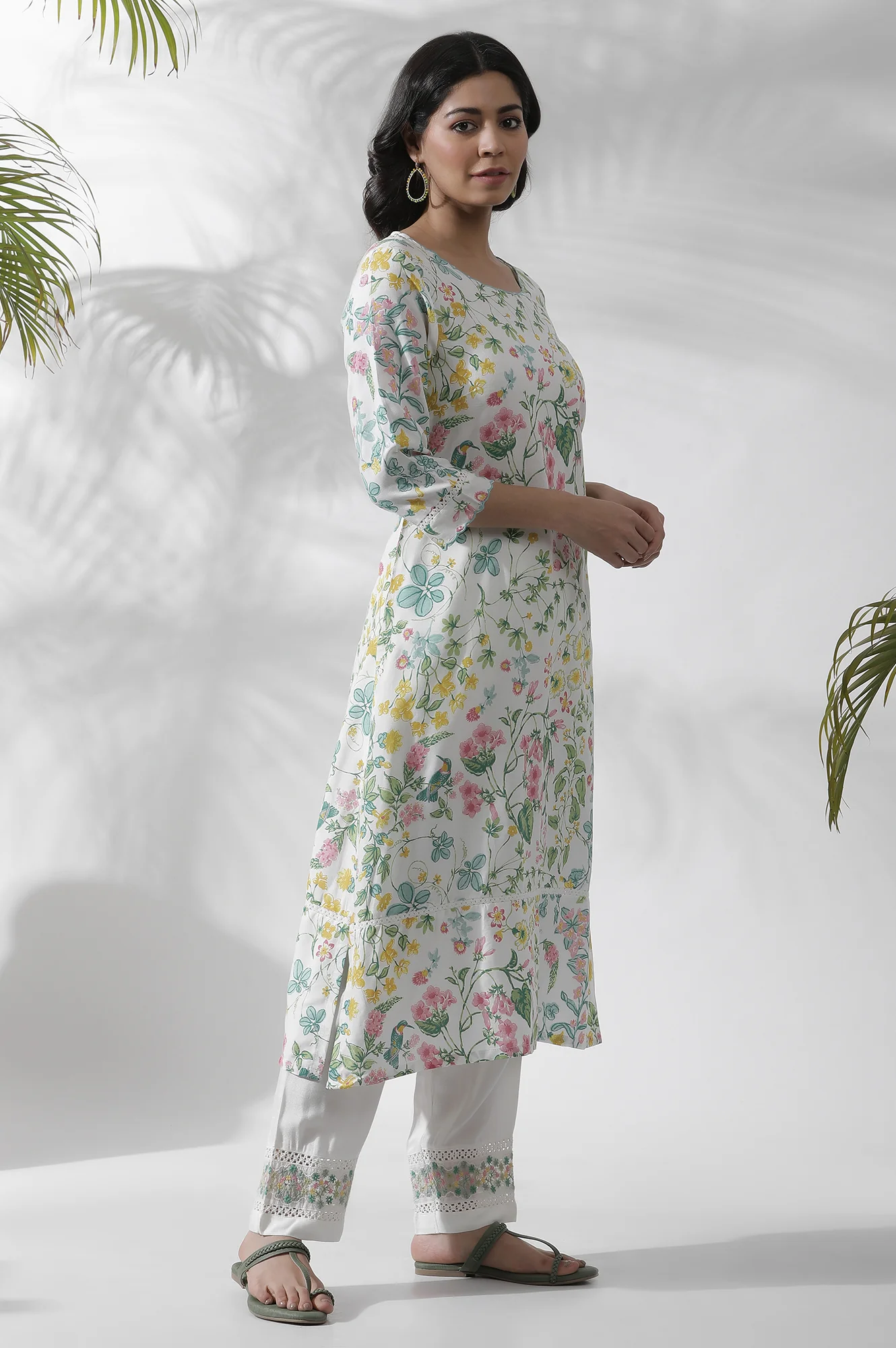 White Floral Printed A-Line Kurta - Image 5