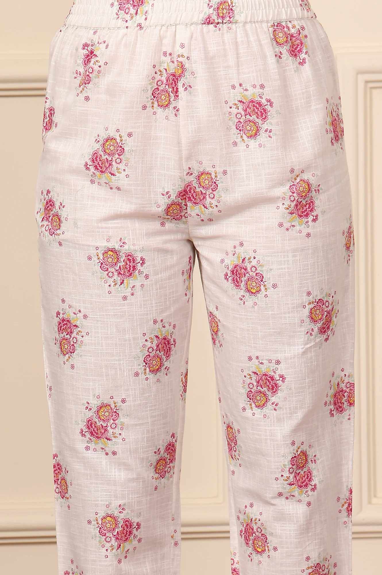 White Floral Printed A-Line Pure Cotton Kurta And Pants Co-Ord Set - Image 8