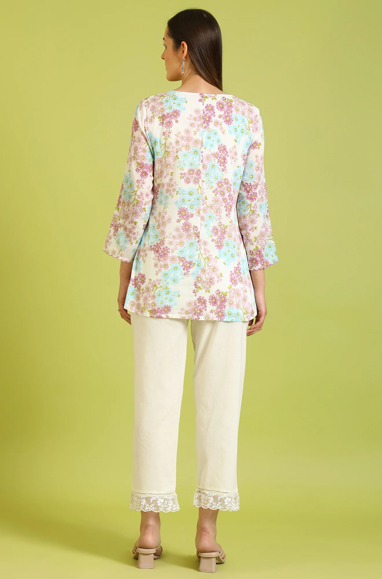 White Floral Printed Cotton Crinkle Crepe Ethnic Top - Image 6