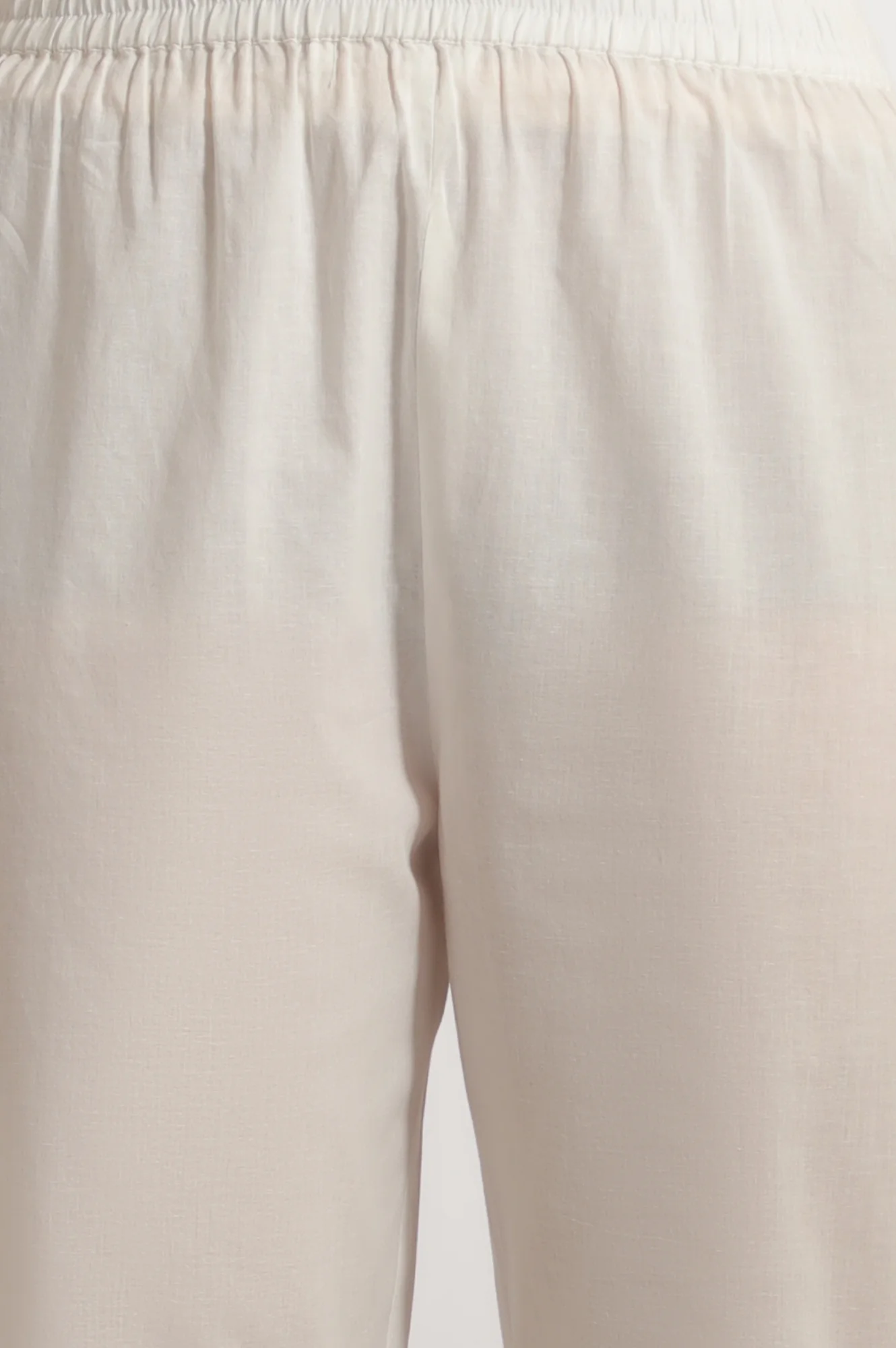 White Floral Printed Cotton Swiss Dot Kurta and Pants Co-ord Set - Image 10