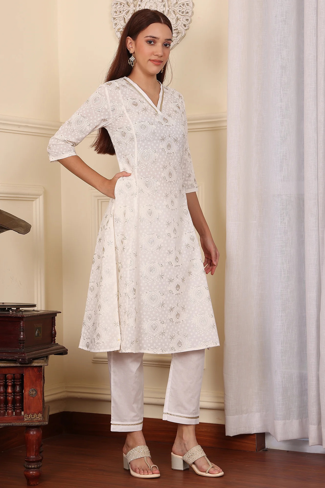 White Floral Printed Embroidered A-Line Pure Cotton Kurta And Pants Co-Ord Set - Image 4