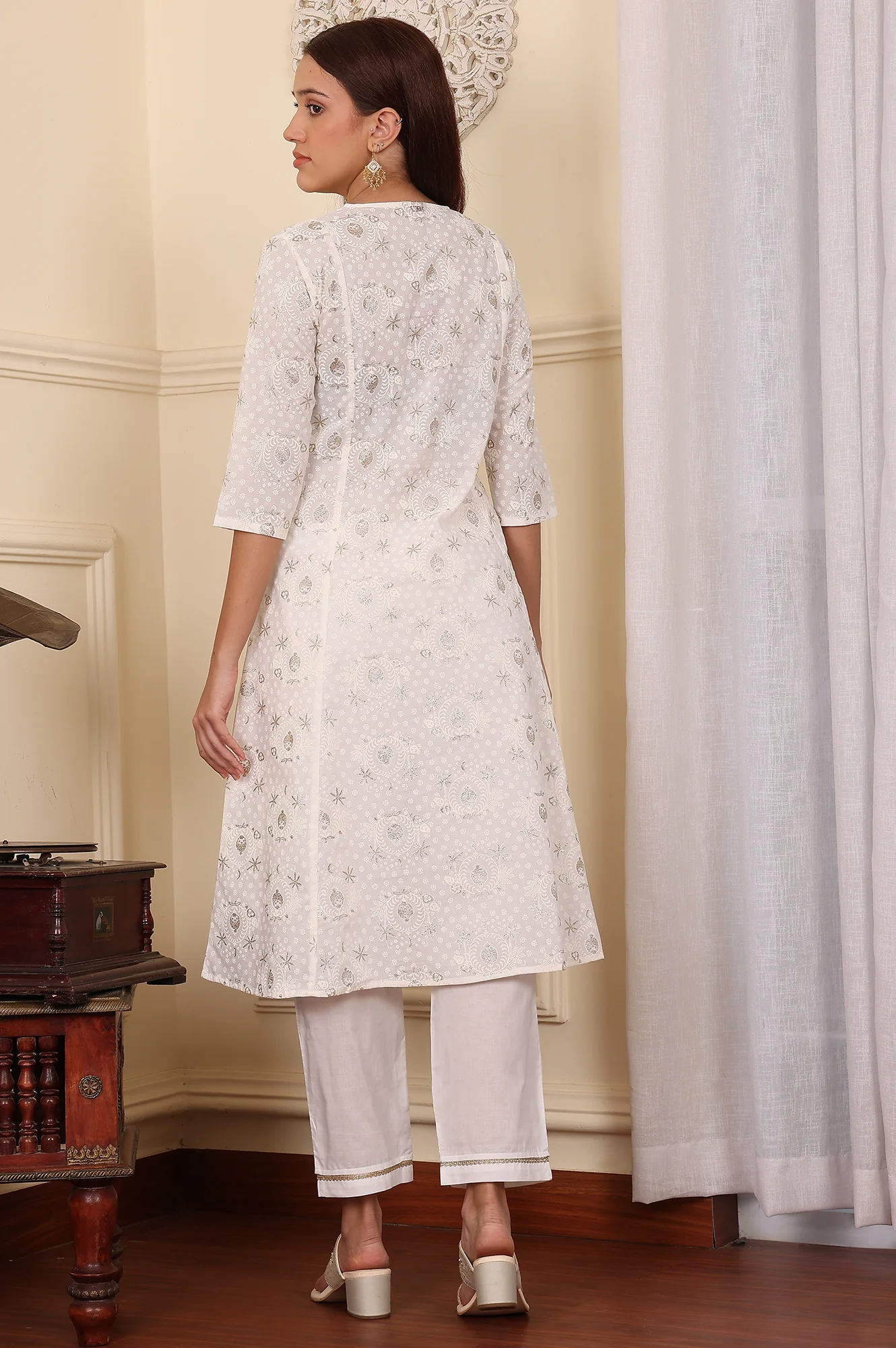 White Floral Printed Embroidered A-Line Pure Cotton Kurta And Pants Co-Ord Set - Image 5